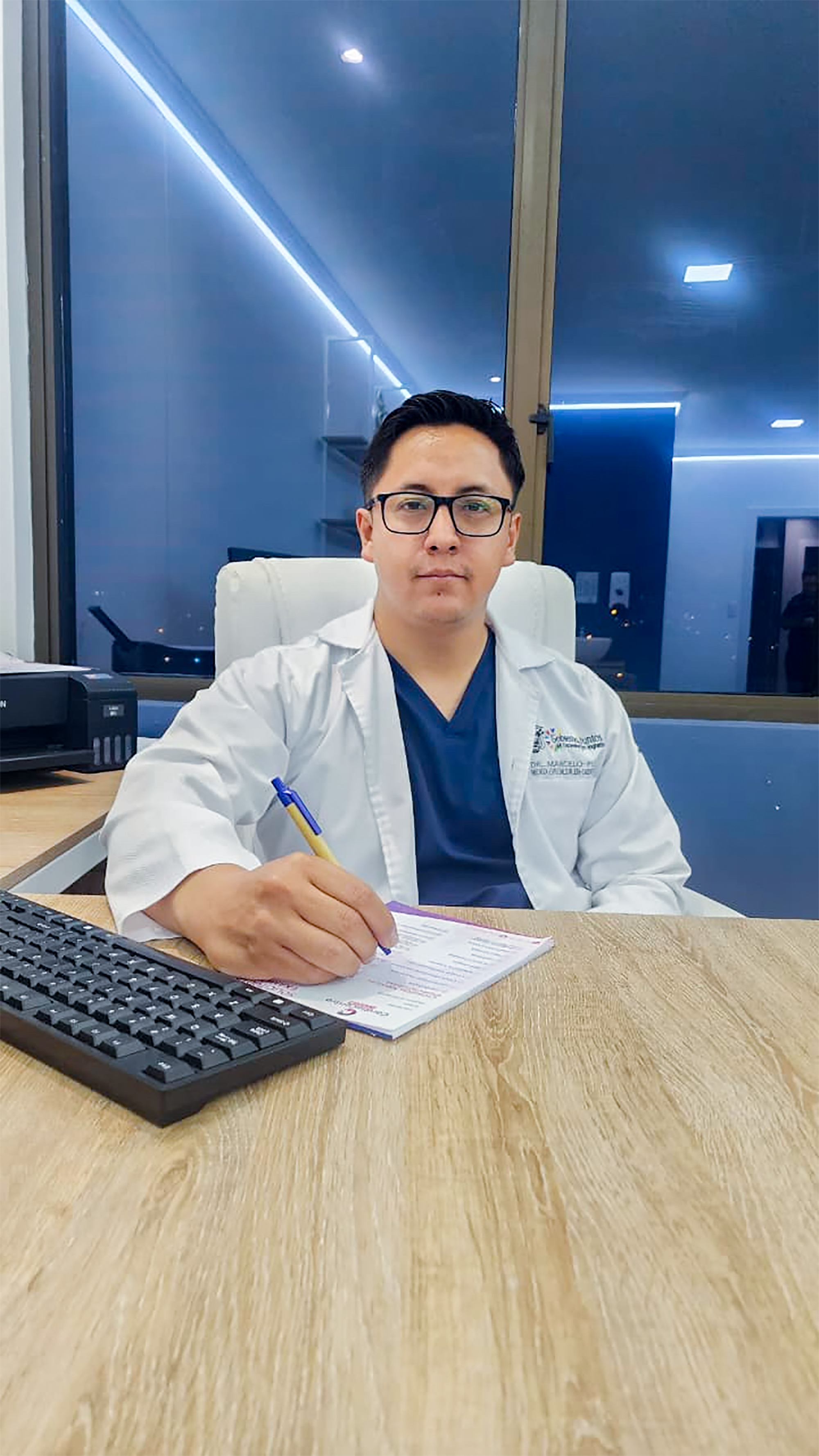 Dr. Marcelo Puga